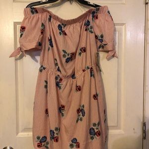 Off shoulder flower dress